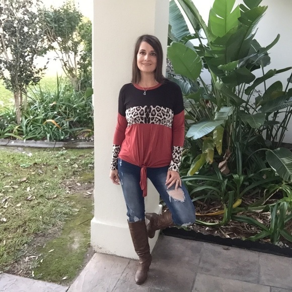 ❤️🔥Color Block Leopard Round Neck Long Sleeve Self Tie 0619 - Picture 8 of 10